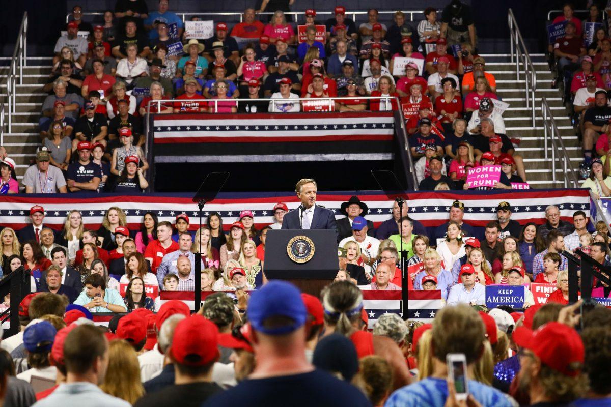 Tennessee Gov. Bill Haslam at a Make America Great Again rally in Johnson City, Tenn., on Oct. 1, 2018. (Charlotte Cuthbertson/The Epoch Times)