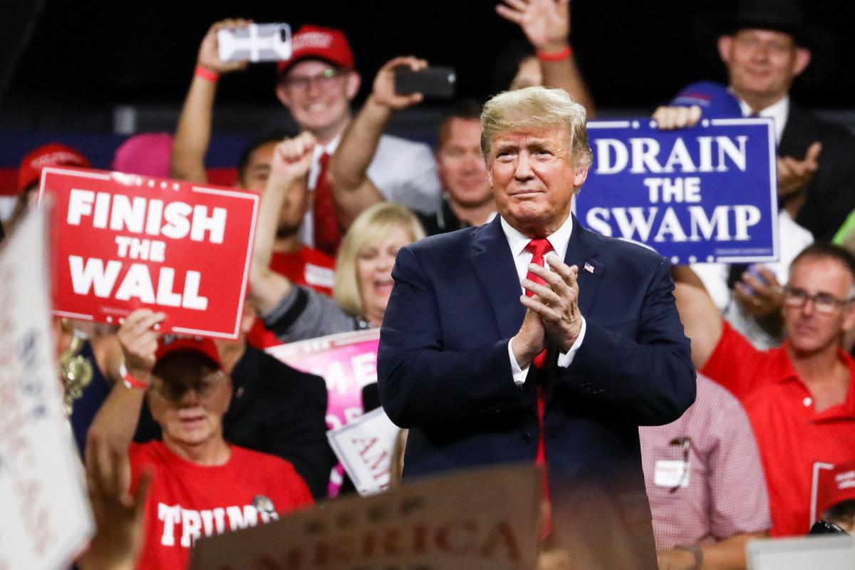 In Photos: Trump Rally in Johnson City, Tennessee