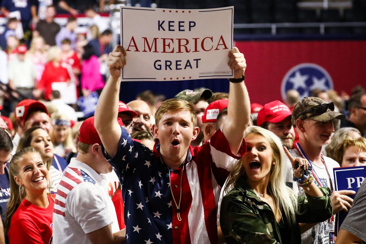 Trump Approval Hits 50 Percent, a 7-Week High in Rasmussen Poll