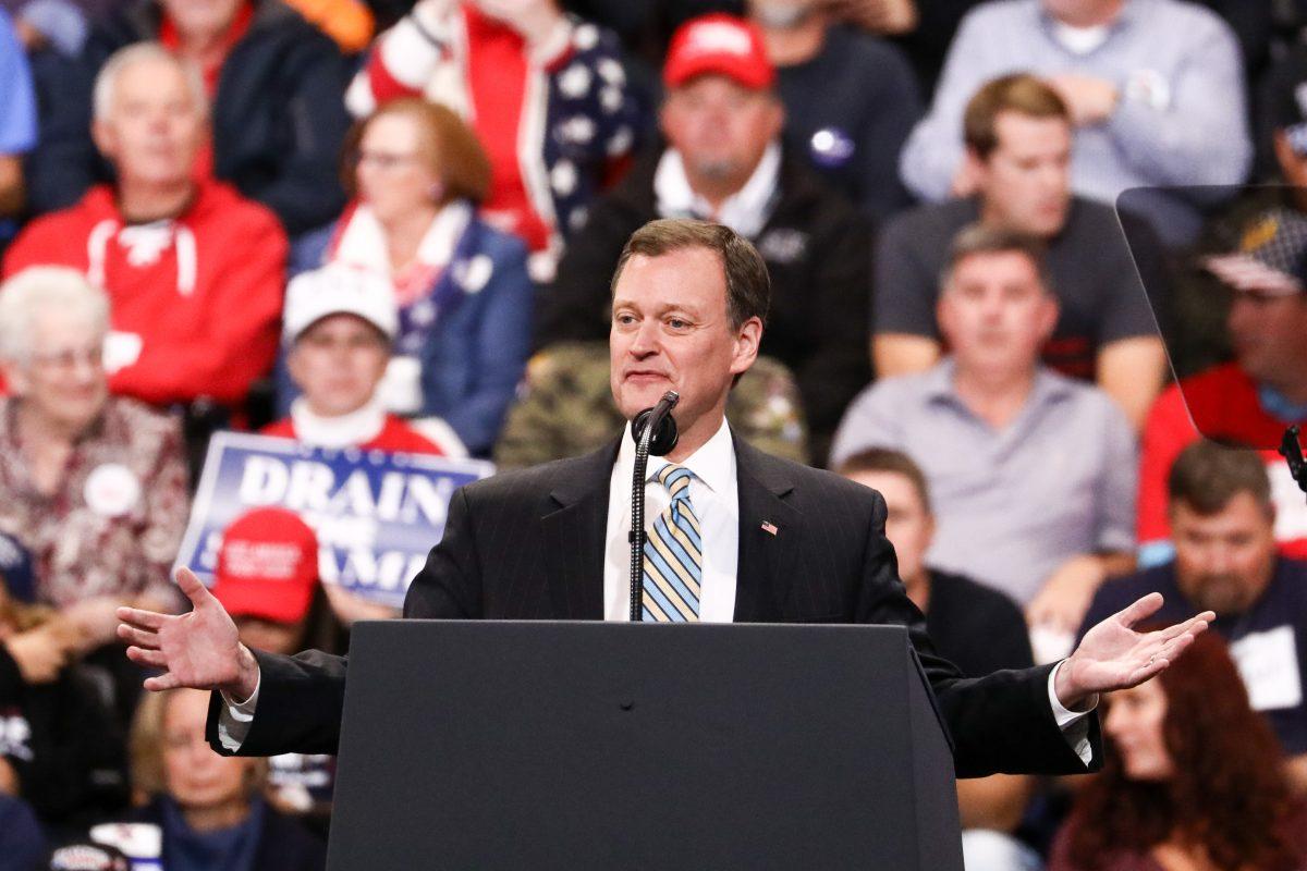 GOP gubernatorial candidate Jeff Johnson speaks at a Make America Great Again rally in Rochester, Minn., on Oct. 4, 2018. (Charlotte Cuthbertson/The Epoch Times)