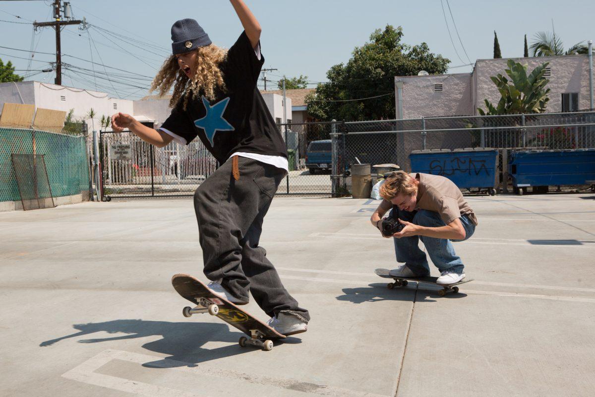 Olan Prenatt (L) and Ryder McLaughlin riding skateboards in “Mid90s.” (Tobin Yelland/A24)