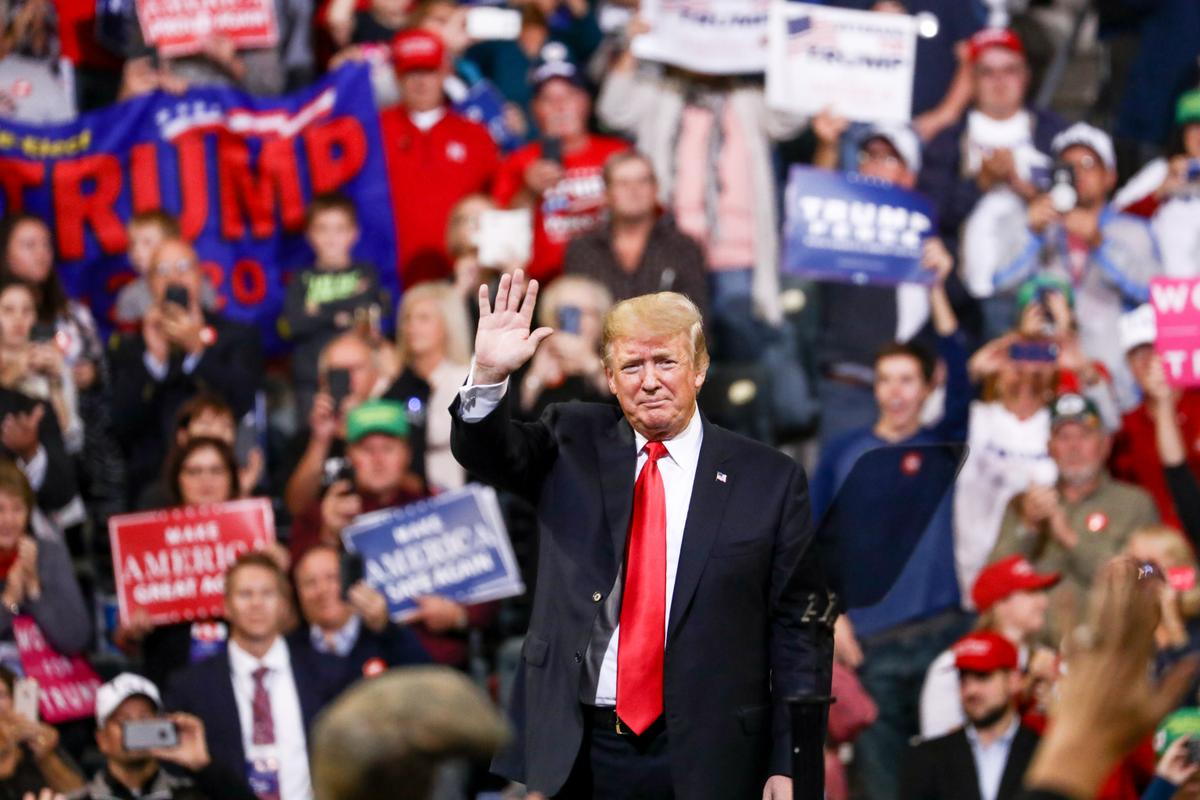 In Photos: Trump Rally in Council Bluffs, Iowa