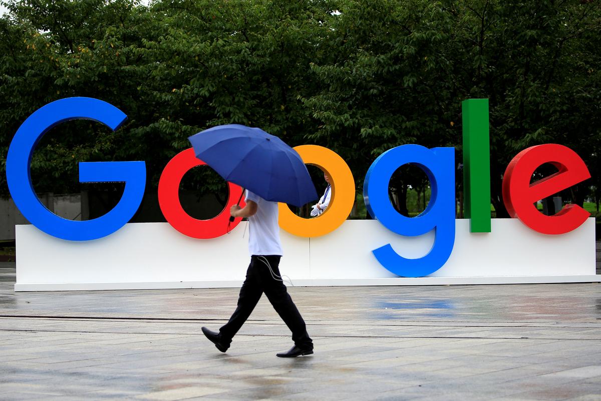 US, European Regulators Investigating Google Glitch