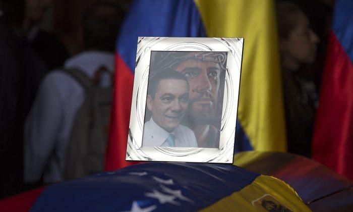 Venezuelan Politician Mourned After Suspicious Death
