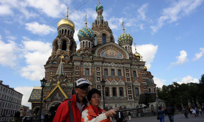 Russian Travel Website Publishes Guide for Chinese Tourists to Avoid Social Faux Pas