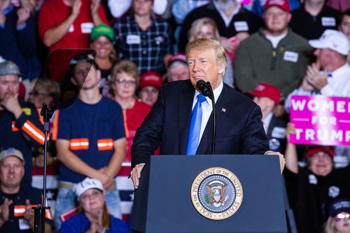 President Donald Trump at his Make America Great Again rally in Richmond, Ky., on Oct. 13, 2018. (Hu Chen/The Epoch Times)