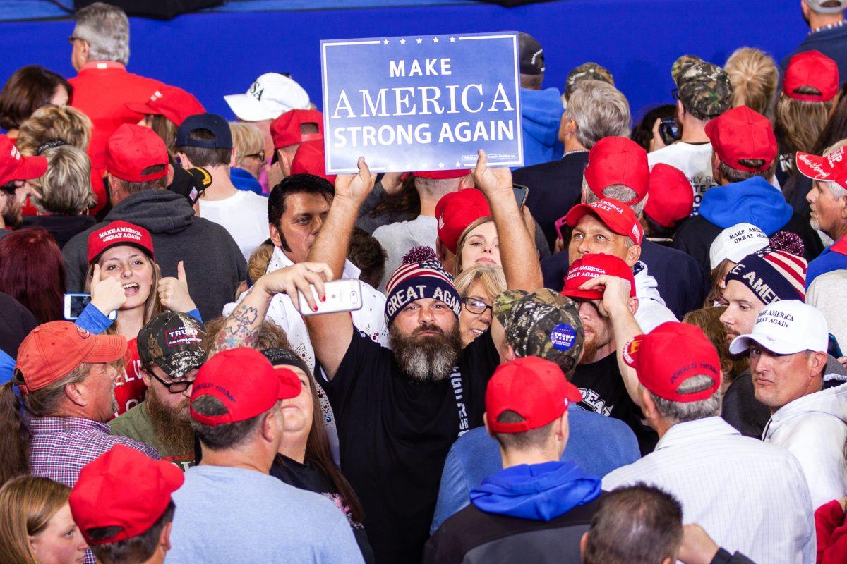 Attendees at President Donald Trump’s Make America Great Again rally in Richmond, Ky., on Oct. 13, 2018. (Hu Chen/The Epoch Times)