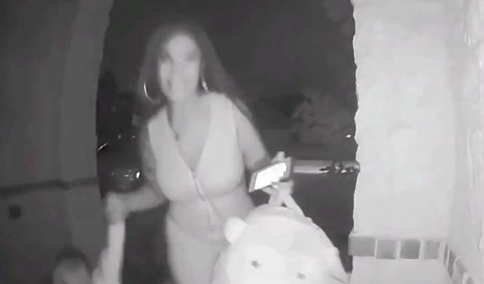 Texas Woman Who Left Child at Doorstep in Viral Video Speaks Out: ‘Really the Mother’s Fault’