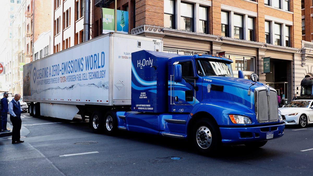 A hydrogen fuel cell electric semi-truck is shown during an event in San Francisco, Calif., Sept. 13, 2018. Alberta has set a new natural gas strategy that includes a major ramp up in hydrogen production and usage by 2030. (Stephen Lam/Reuters)