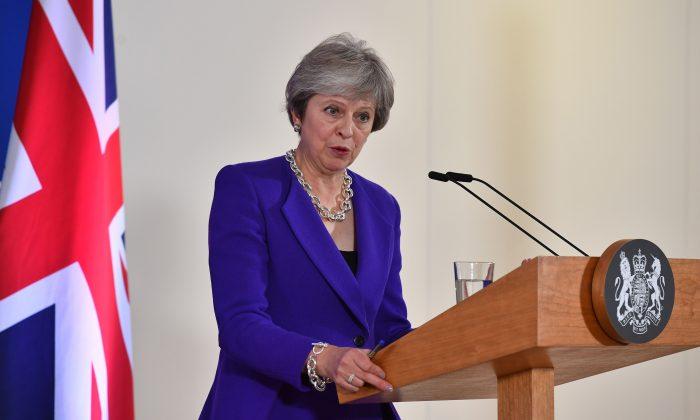 With Divorce Deal Almost Done, Theresa May Repeats Rejection of EU Proposal on Northern Ireland