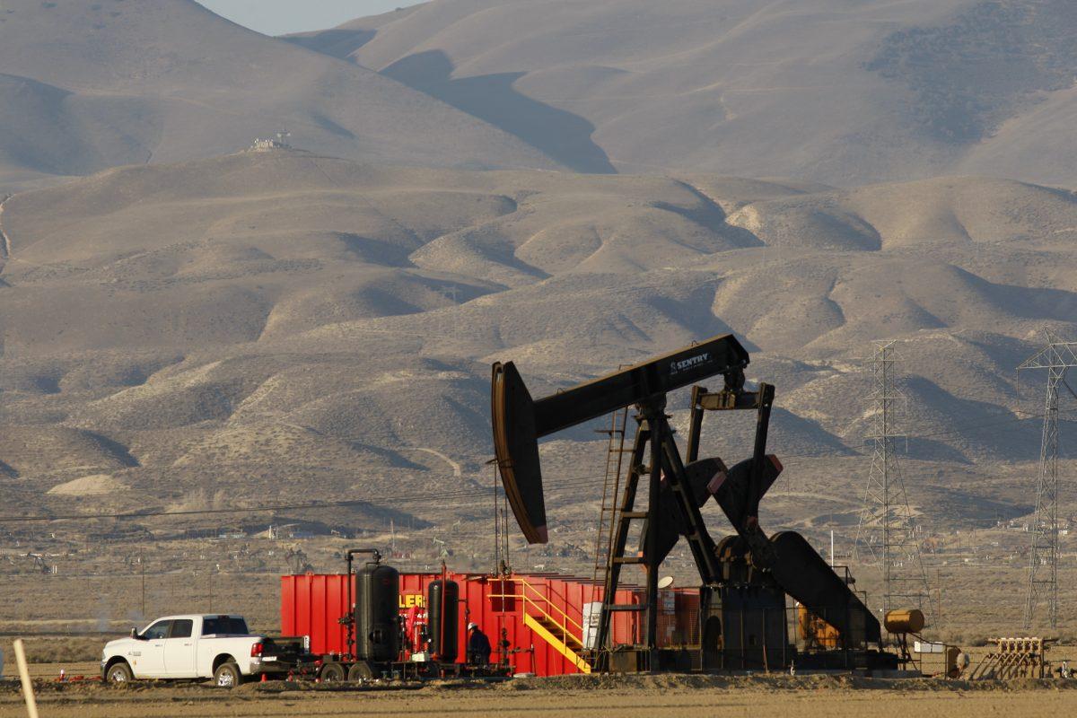 A natural gas pump jack in Lost Hills, California on March 24, 2014. (David McNew/Getty Images)