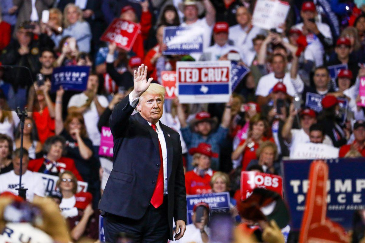 President Donald Tump at a Make America Great Again rally in Houston, Texas, on Oct. 22, 2018. (Charlotte Cuthbertson/The Epoch Times)