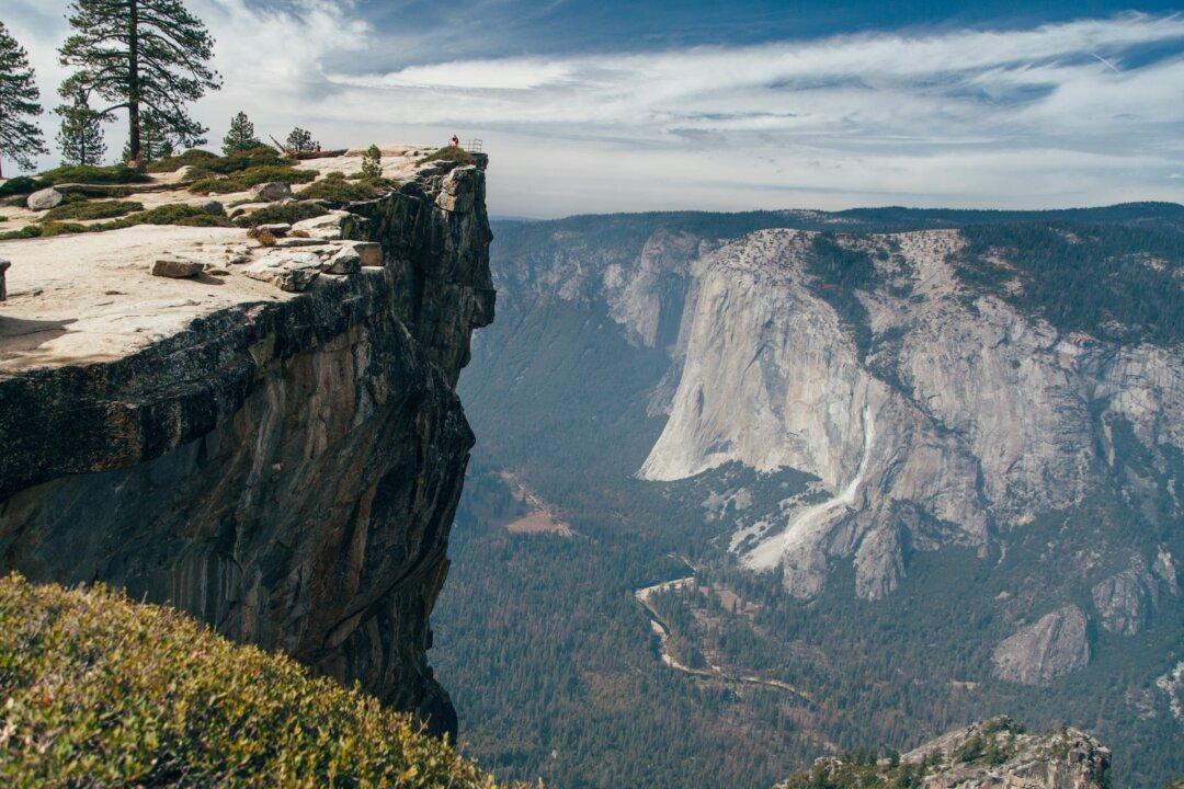 Bodies Found After Couple Falls Thousand Feet Off Yosemite Cliff