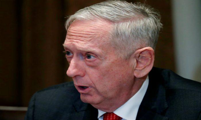 Mattis Approves U.S. Troops at Border With Mexico
