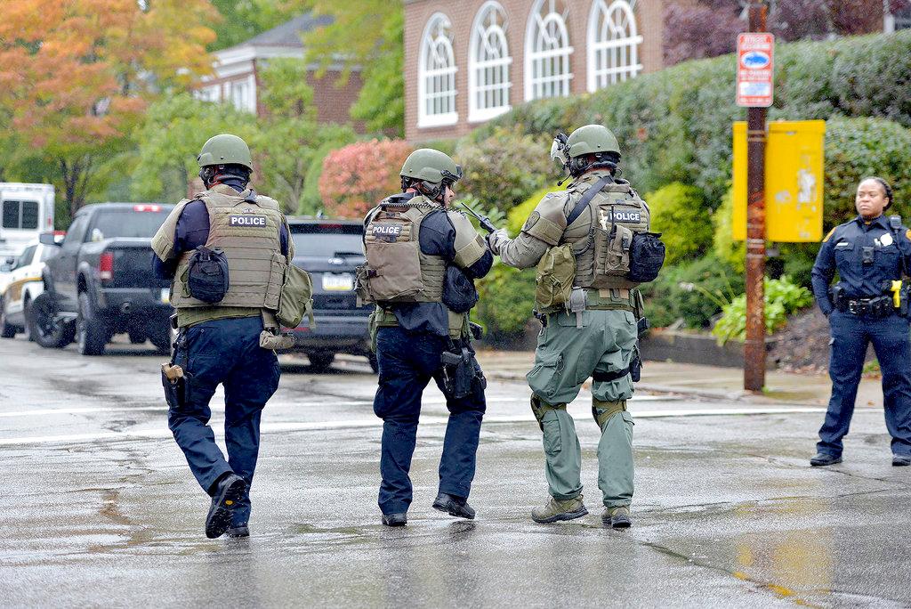 Suspect in Custody in Pittsburgh Synagogue Attack