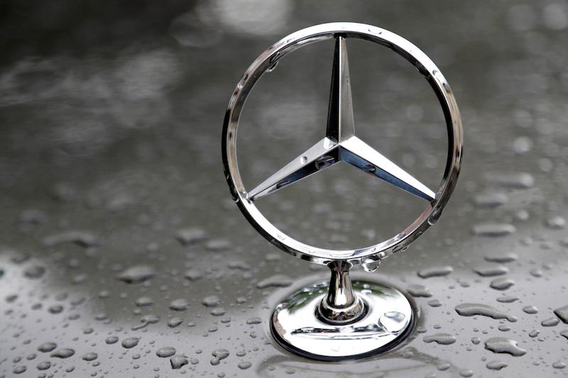 Mercedes Claims Luxury Car Crown as Analysts Eye Challenger Tesla