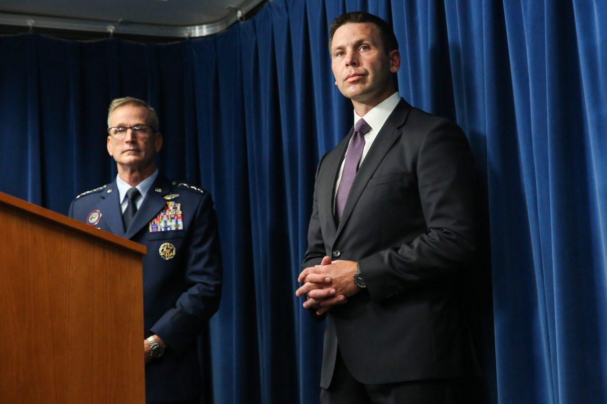 Customs and Border Protection Commissioner Kevin McAleenan (R) and Commander U.S. Northern Command Gen. Terrence John O'Shaughnessy update the media about securing the southwest border in anticipation of the migrant caravan approaching the United States, during a press conference in Washington, on Oct. 29, 2018. (Samira Bouaou/The Epoch Times)