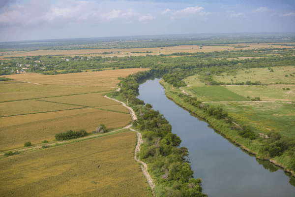 An aerial view of the Rio Grande, which doubles as the U.S.–Mexico border, from a Customs and Border Protection helicopter near Hidalgo, Texas, on May 30, 2017. (Benjamin Chasteen/The Epoch Times)