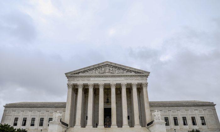 Supreme Court Considers Who Bears Responsibility for Security Fraud