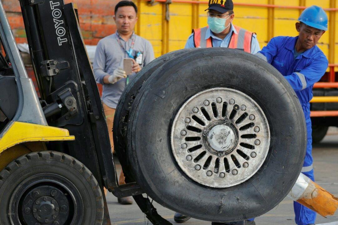 Report Faults Indonesian Airline’s Safety Measures in Crash