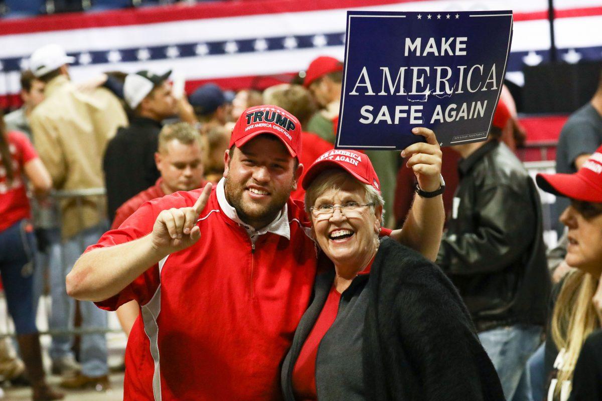 Attendees at a Make America Great Again rally in Chattanooga, Tenn., on Nov. 4, 2018. (Charlotte Cuthbertson/The Epoch Times)