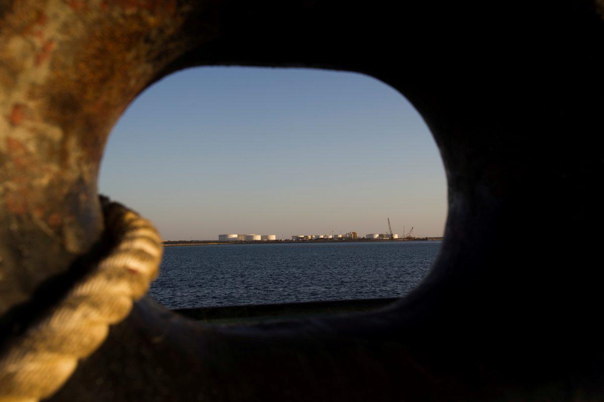 A general view of an oil dock from a ship at the port of Kalantari in the city of Chabahar, 300 km (186 miles) east of the Strait of Hormuz, on Jan. 17, 2012. (Raheb Homavandi/Reuters)
