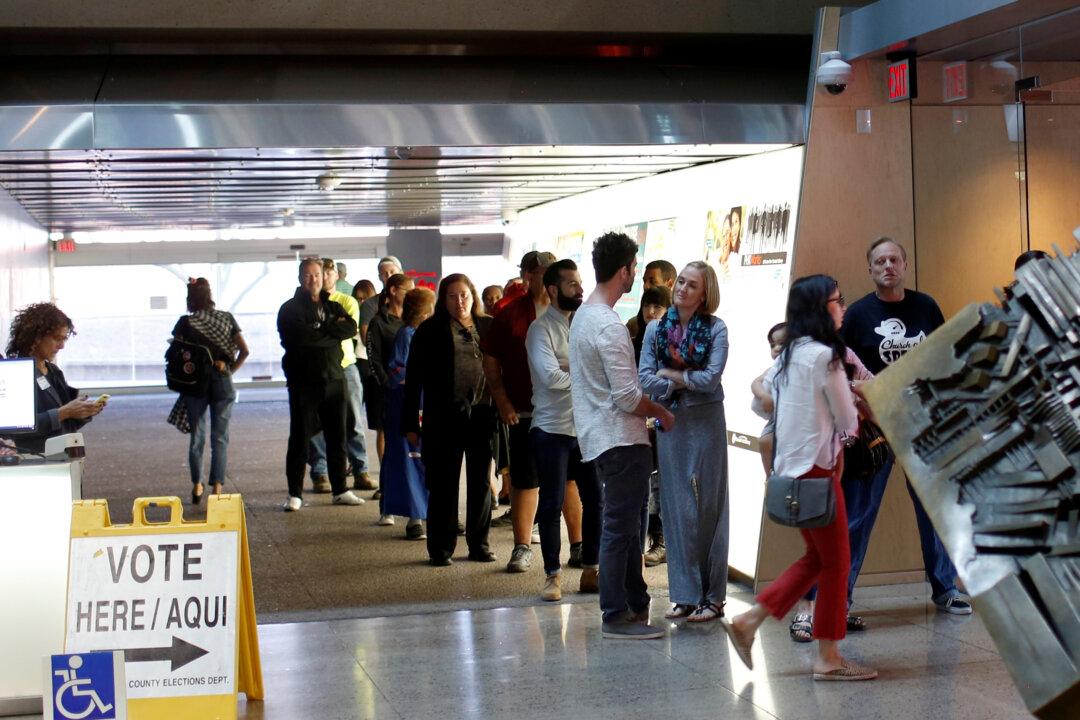 US Voters Targeted With Limited ‘Misinformation’ on Social Media, DHS Says