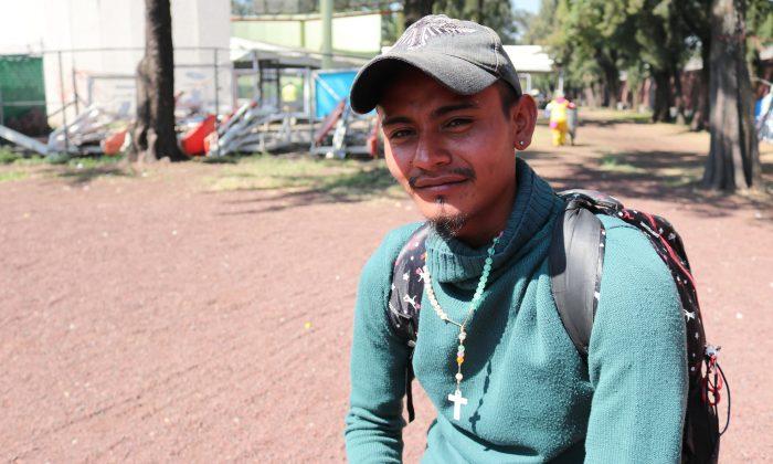 Caravan Migrants Willing to ‘Climb That Wall,’ Claim Asylum to Get Jobs