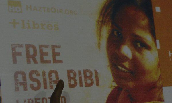 A poster of Asia Bibi in Lahore, Pakistan, on Sept. 27, 2016. (Arif Ali/AFP/Getty Images)