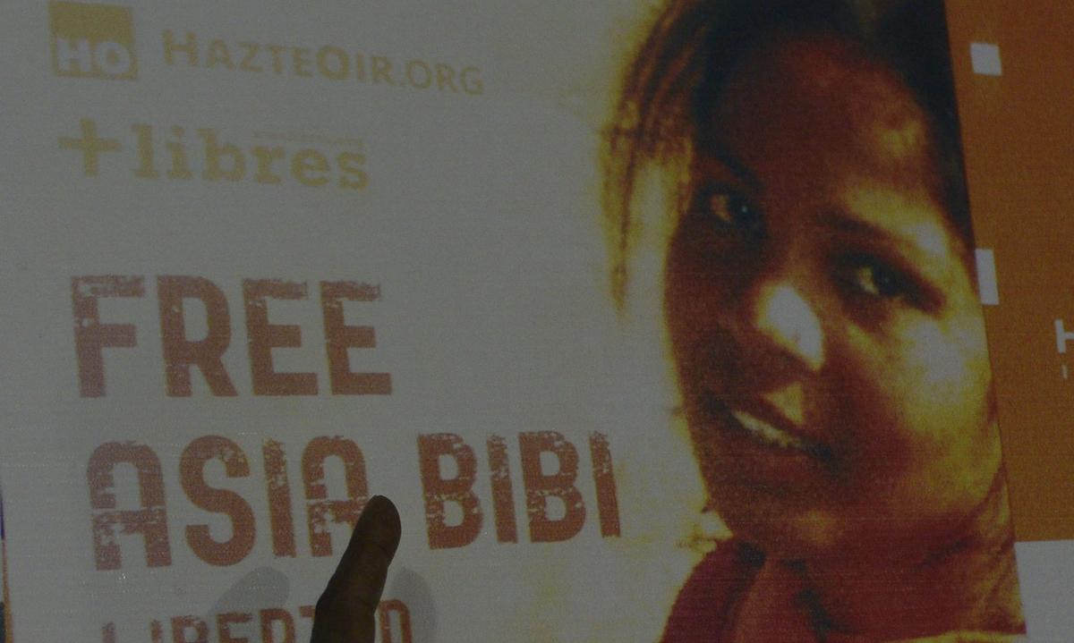 Italy Offers Asylum to Christian Pakistani Woman Facing Death Threats After Blasphemy Acquittal