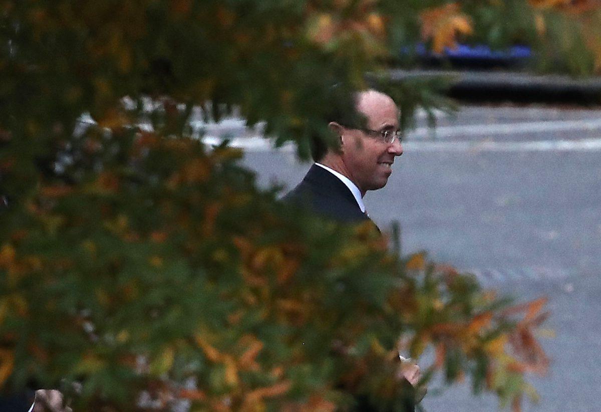 Deputy Attorney General Rod Rosenstein walks to his vehicle after a meeting at the White House on Nov. 7, 2018. (Mark Wilson/Getty Images)