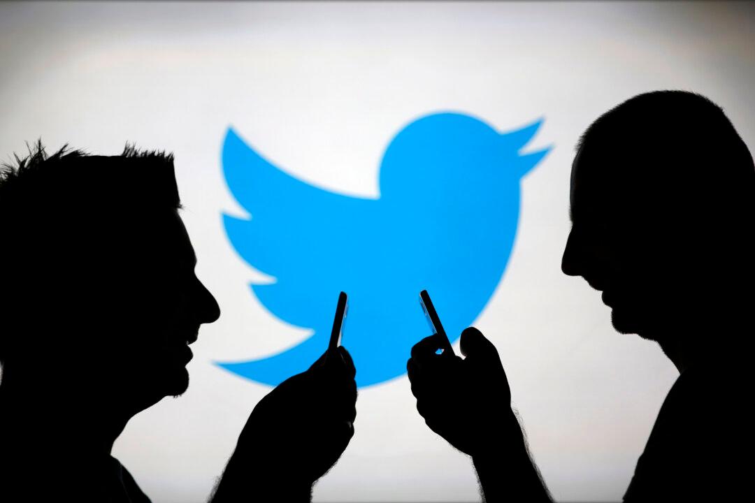Twitter Joins Facebook in Creating Registry for Online Political Ads