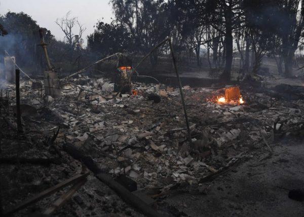 Nothing is left standing in one home on Deerhead Road. The area was overrun by the Woosley Fire which has consumed 70,000 acres as of Nov. 10, 2018. (Robert Hanashiro/USA TODAY)