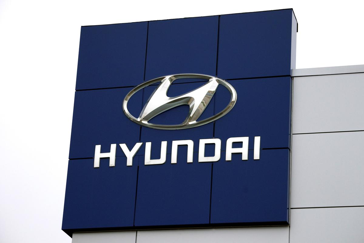Hyundai, Kia Recall 600,000 Vehicles to Fix Trunk Latch Problem