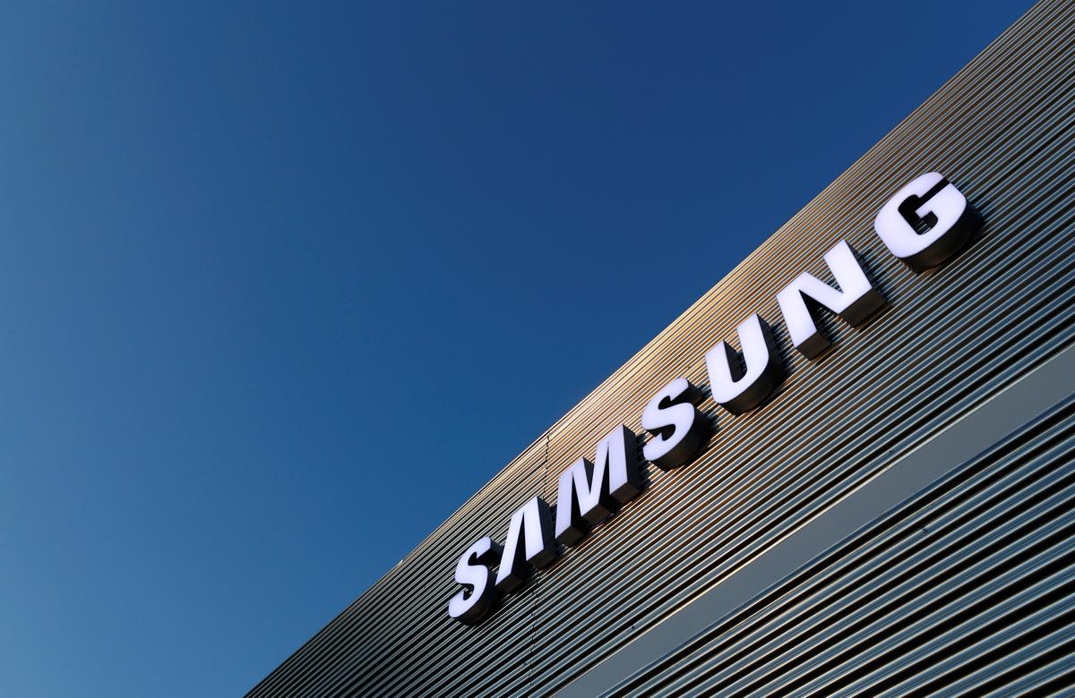Samsung Electronics Bets on Better Second-Half After First-Quarter Profit Slumps