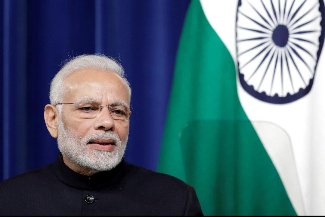Modi Stacks Indian Central Bank Board With Allies to Turn Heat Up on Governor