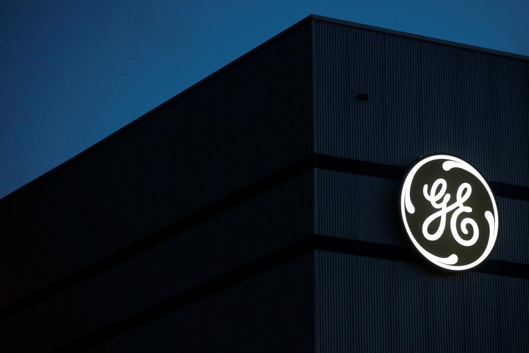 GE Shakes up Power Unit Leadership, Taps Retired Executive to Help