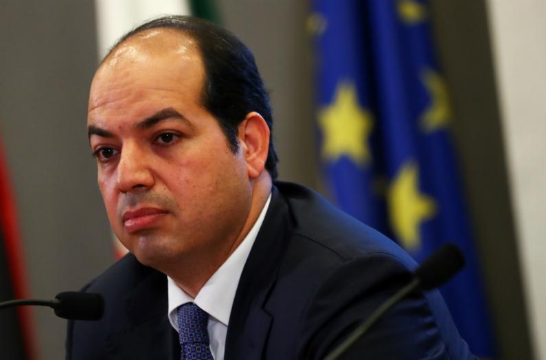 Libya sees currency stabilizing next year, squeezing militia