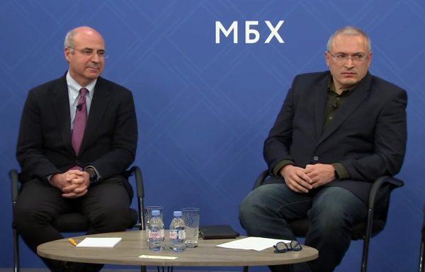 Kremlin critic Mikhail Khodorkovsky, right, and financier William Browder attend a joint press conference in London, on Nov. 20, 2018. (Photo/AP)