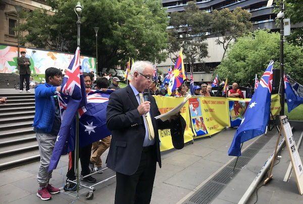 Patrick J. Byrne, vice chairman of the National Civic Council, speaks to a crowd at Victoria State Library on Nov. 21, 2018. More than 100 people gathered in Melbourne in a rally calling to cancel the Victorian Government’s recent Oct. 25 signing of the Belt and Road Initiative. (Hu Yuhua/Epoch Times)