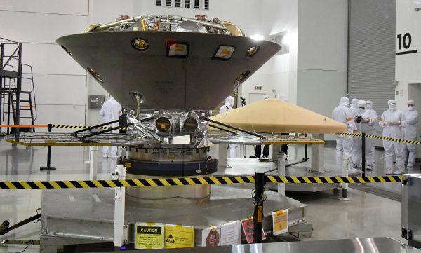NASA's InSight spacecraft, destined for the Elysium Planitia region located in Mars' northern hemisphere, undergoes final preparations at Vandenberg Air Force Base, California, U.S., April 6, 2018. (Gene Blevins/File Photo/Reuters)