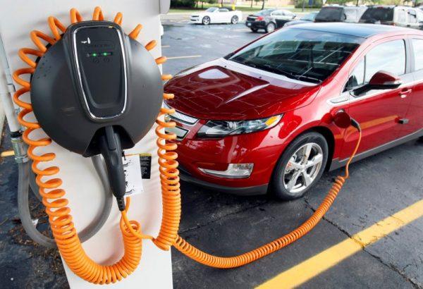 A 2012 Chevrolet Volt electric vehicle is parked at the solar-powered electric charging station designed by Sunlogics in the parking lot of General Motors Co.'s assembly plant in Hamtramck, Michigan, August 9, 2011. (Rebecca Cook/Reuters)