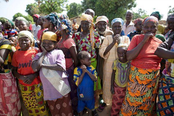 Women stand in line for food aid distribution delivered by the United Nations Office for the Coordination of Humanitarian Affairs and world food program in the village of Makunzi Wali, Central African Republic, April 27, 2017. (Baz Ratner/File Photo/Reuters)