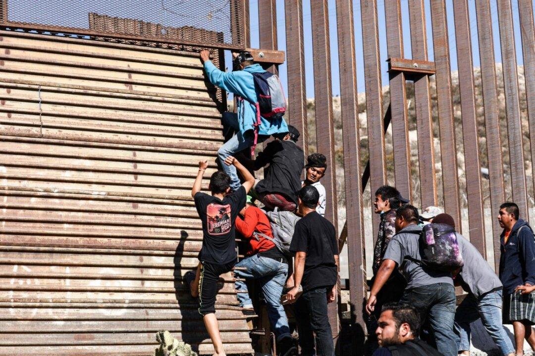 Highly Organized Migrant Caravans Draw Support From Taxpayer-Funded US Groups, UN