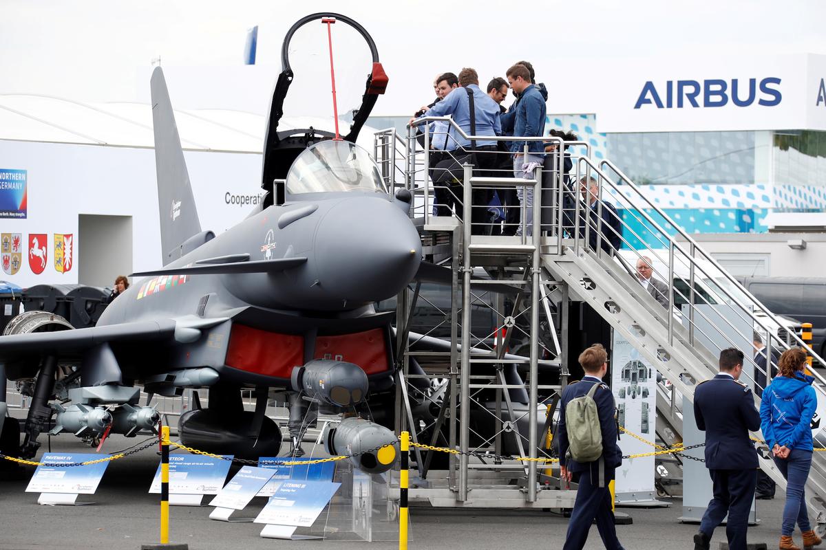 German Public Favors an Increase in Military Spending