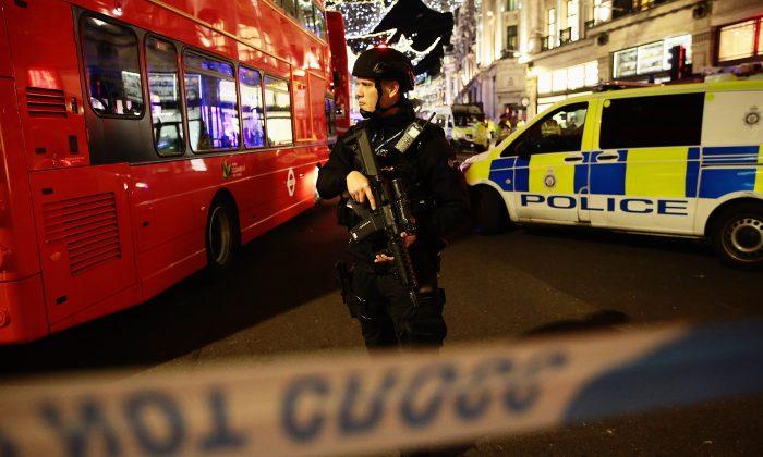 London’s Metropolitan Police Force Considers Arming Its Patrolling Officers