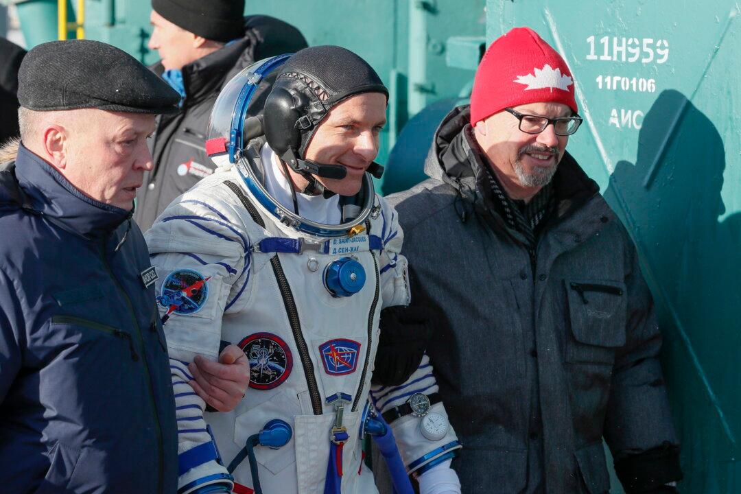 Canadian Astronaut David Saint-Jacques Set to Blast Off to Space on Monday