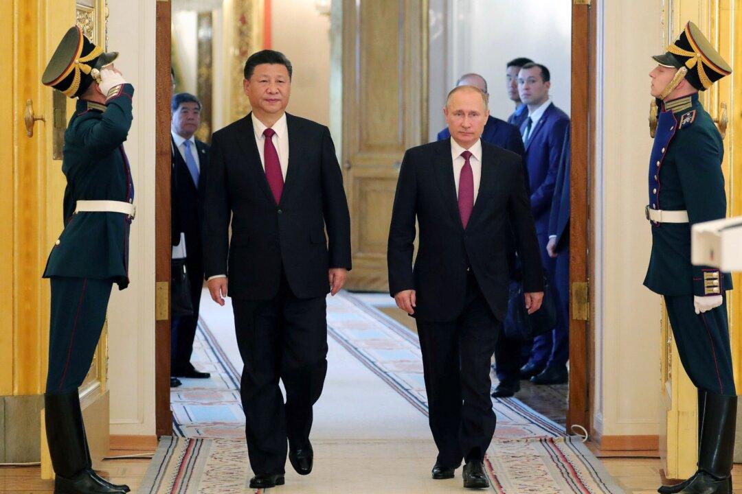 Trump Predicts Talks With China, Russia on Arms Spending Cuts