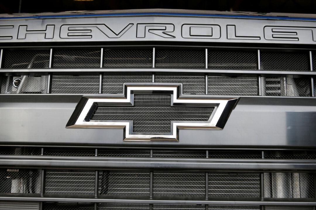 GM Moves to Challenge Ford in US Commercial Fleet Sales