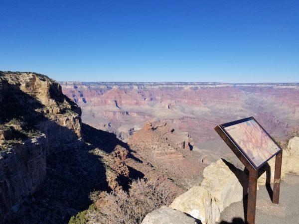 Taking in the wide expanse of the Grand Canyon. (EpochTimes)
